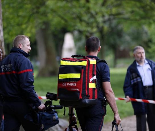 5837329_gf637ry4_545x460