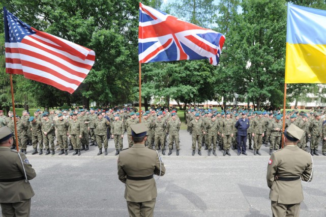 1207308-unites-cette-brigade-devraient-etre