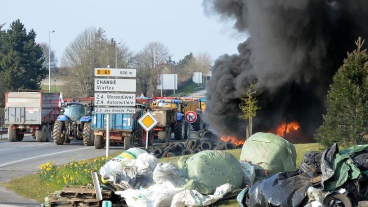 XVMe3887744-678d-11e6-9a6f-37ffa307aef8