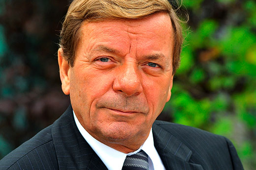 pierre-gosnat-mairie-divry-frederic-iriarte