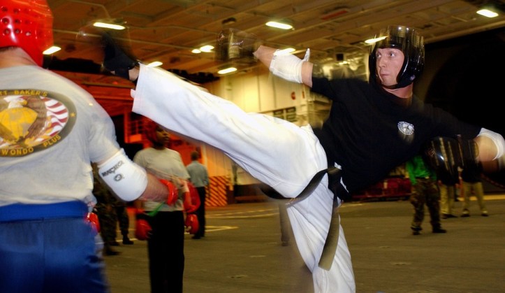 uss-ronald-reagan-80685_960_720