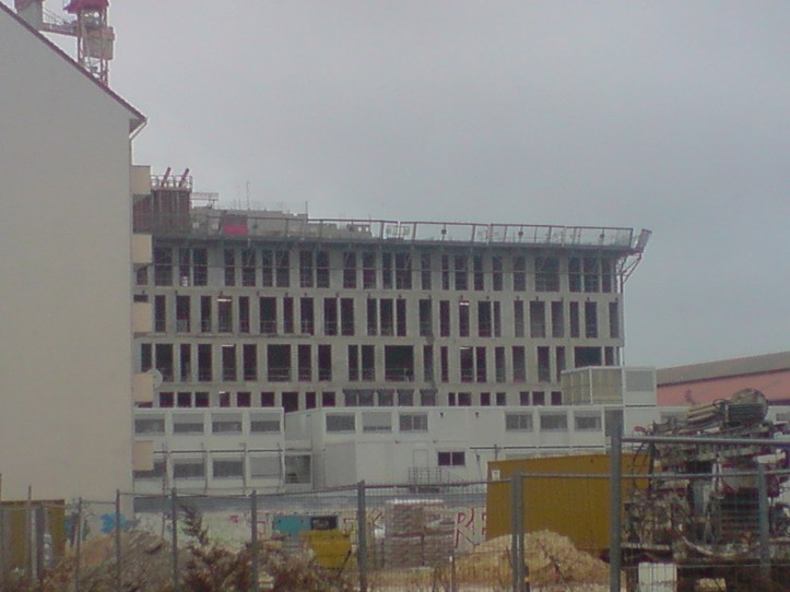 46 Ivry sur Seine avenue de Verdun (France).