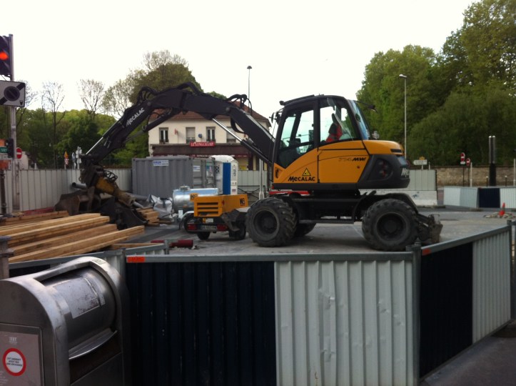 Ivry sur Seine. Place de Gaulle